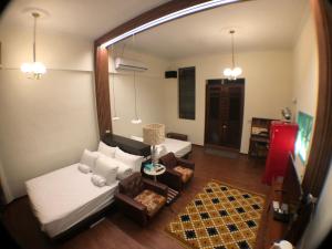 Moonhouseinn2