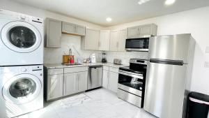 Close to the beach #3 Cozy 2 bedrooms condo