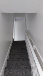 4 bedroom end terrace property - Ubytování bez kategorie ve městě Hull