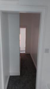 4 bedroom end terrace property
