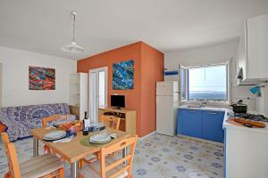 Penthouse Azzurra Sea View Near Beach - Happy Rentals