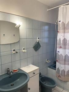 Villas Residence 02432-lacanau - Maison quartier calme pour 5 personnes, 100m du lac MAE-1021 : photos des chambres