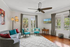 San Marco Villa Duplex w Backyard BBQ & Firepit