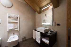 Deluxe Family Two-Bedroom with Balcony room in Hotel Vedig