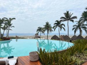 2BD Grand Luxxe Villa Nuevo