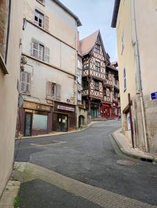 Appartements Duplex Center Thiers - Clermont-Ferrand - Lyon - Free Parking - Self-check-in : photos des chambres