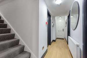 Ashton Getaway Sleeps 14 Free Parking