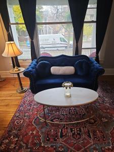 2 Bedroom Apartment 1st floor fully remodeled in historic district near downtown Grand Rapids!