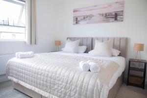 5 Bed House Wifi City Centre Free Parking