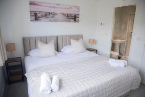 5 Bed House Wifi City Centre Free Parking