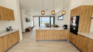 Oceanview Villa With King Beds