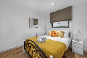 Perfect for long stays! Londons Famous Brick Lane - 1 Bed Flat Sleeps 5