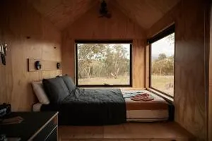 Secluded Cabin Stay - Pet Friendly & Off-Grid - Nev - Kandos