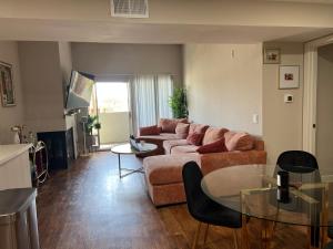 Charming West Hollywood Apartment