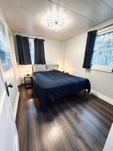 Cabin Getaway with Lake View!