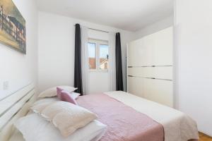 Apartments by the sea Mastrinka, Ciovo - 23823