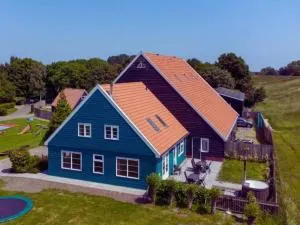 Family villa with terrace in Andijk - 韦尔弗斯霍夫