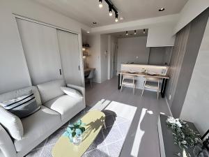Renovated Top Floor 1-bedroom Apartment in Ebisu with City Views