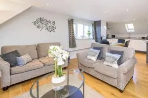 Cozy Flat in Brockenhurst with Parking - 新米尔顿