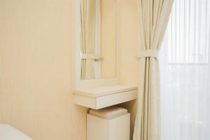 Well Furnished Studio Apartment Sky House BSD By Travelio