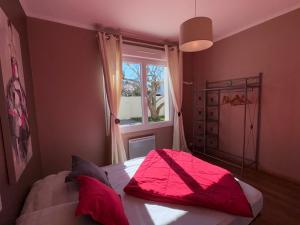 Maisons de vacances Maison Spacieuse avec Piscine Privee, Proche Centre et Plage, Saint Jean de Monts - FR-1-323-381 : photos des chambres