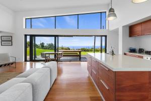 Skyline Lodge - Leigh Coastal Paradise