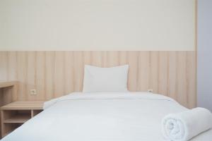 Cozy Stay and Good Deal Studio Apartment B Residence By Travelio