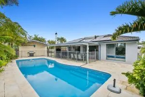 Amity Place - Beachmere