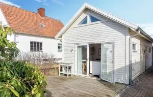 Beautiful Apartment In Falkenberg - Ugglarp