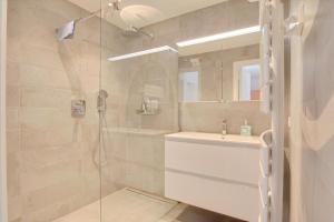 Eden Beach Vi, A60 G