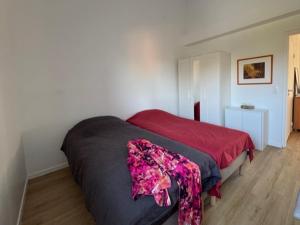 Appartements Appartement neuf avec terrasse et parking a Groix - FR-1-813-23 : photos des chambres