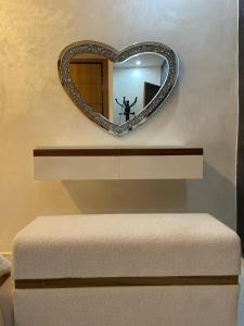 Modern Apartment Airport