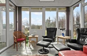 Cozy Home In Spøttrup With Wifi