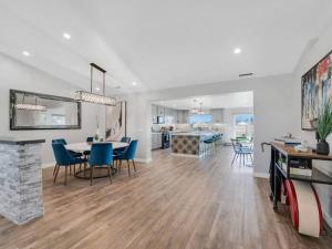 Pickleball at 7000ft Private home with Court