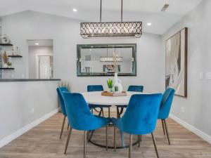 Pickleball at 7000ft Private home with Court