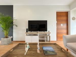 The Sailor Flat 2BR by Geko