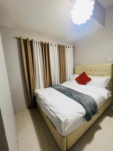 2BR Balcony Suite at Grass Residences QC near SM North