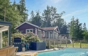 Nice Home In Vendelsö With Sauna - Idalen