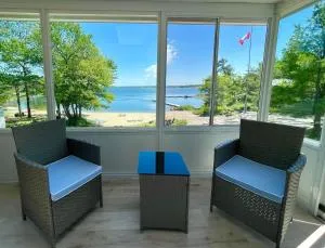 Georgian Bay 3-bdrm lakefront Main House - Dillon