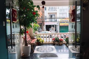 N Queen Apartment Hotel