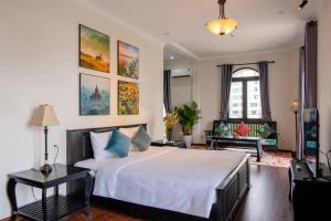 Sila Vana Villa - Private 7BRs Pool Villa My Khe Beach Da Nang