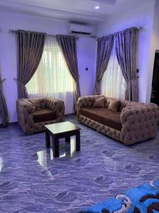 Luxury short-let apartments