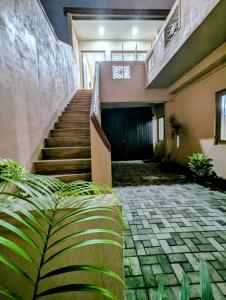 Ocean Breeze Retreat Coastal Getaway in Colombo