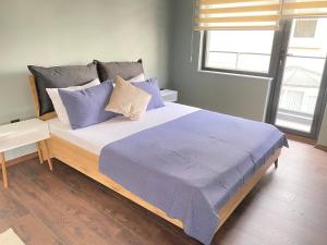 1006 Central 135 sqm close to consulates