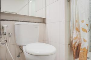 Cozy Stay Studio Apartment at Nine Residence By Travelio