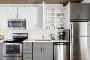 Blueground The Loop pool gym nr Willis Tower CHI-1203