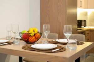 Sea View Apartment In Radhime 084