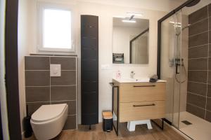 Maisons de vacances Le Perchoir Marin I Filet suspendu & Terrasse : Maison 3 Chambres