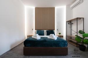 GFC Eternal Rome Apartment - 5min to Tiburtina Station MetroB, 2 Bathrooms, Terrace, A-C