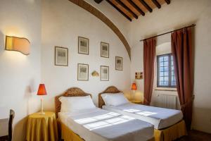 Castello di Montemasso B&B